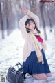 Coser@周叽是可爱兔兔 Vol.028: 雪景JK (15 photos) P11 No.e97c21